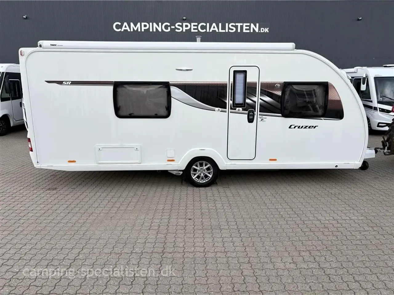 Billede 1 - 2018 - Sprite Cruzer 495 SR   Meget fin og velholdt Sprite Cruzer 495 2018 - Se den nu hos Camping-Specialisten.dk
