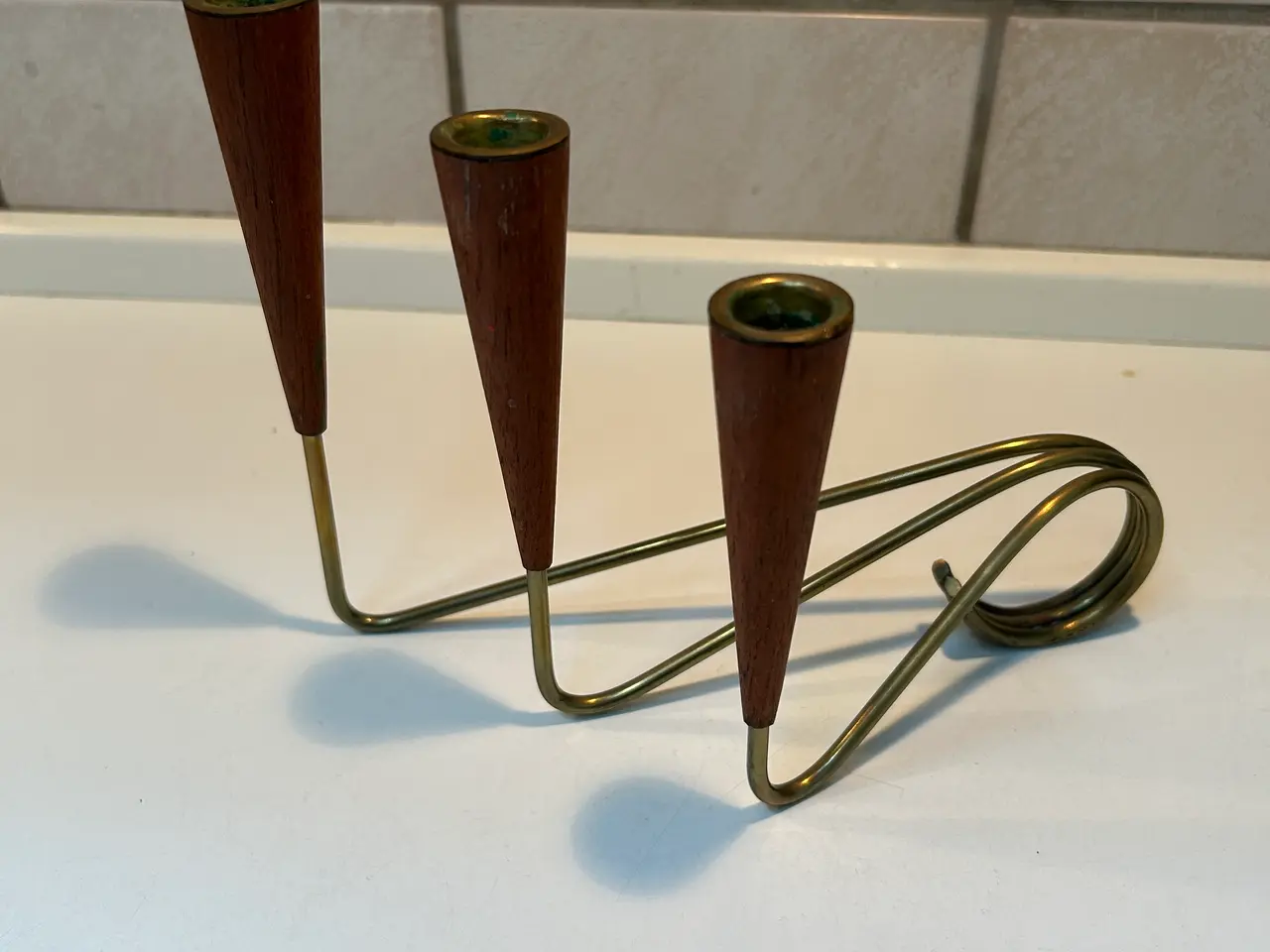 Billede 3 - Vintage lysestage i teak og messing i 2 str.