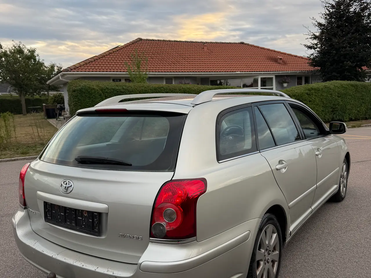 Billede 4 - Toyota Avensis 1.8 - nysynet