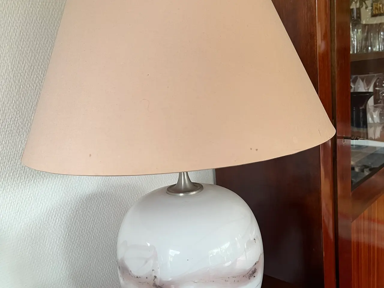Billede 1 - 2 store Sakura Holmegaard bordlamper, rosa nuance