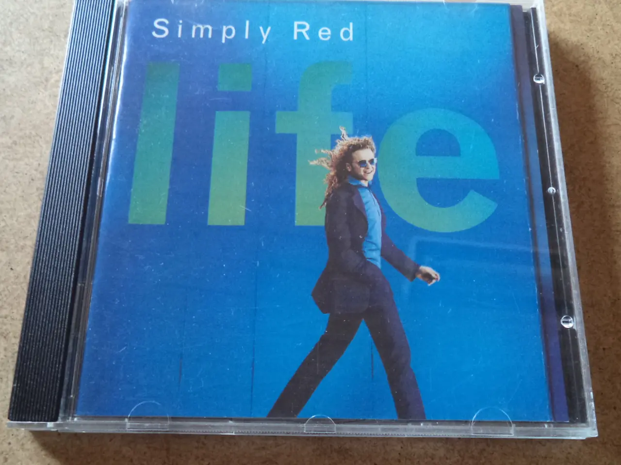Billede 4 - .SIMPLY RED CDer sælges stykvis