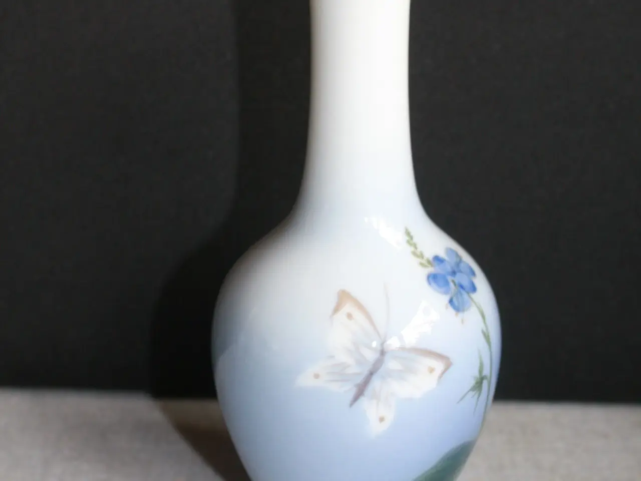Billede 7 - Vase m. sommerfugl og blomster fra RC