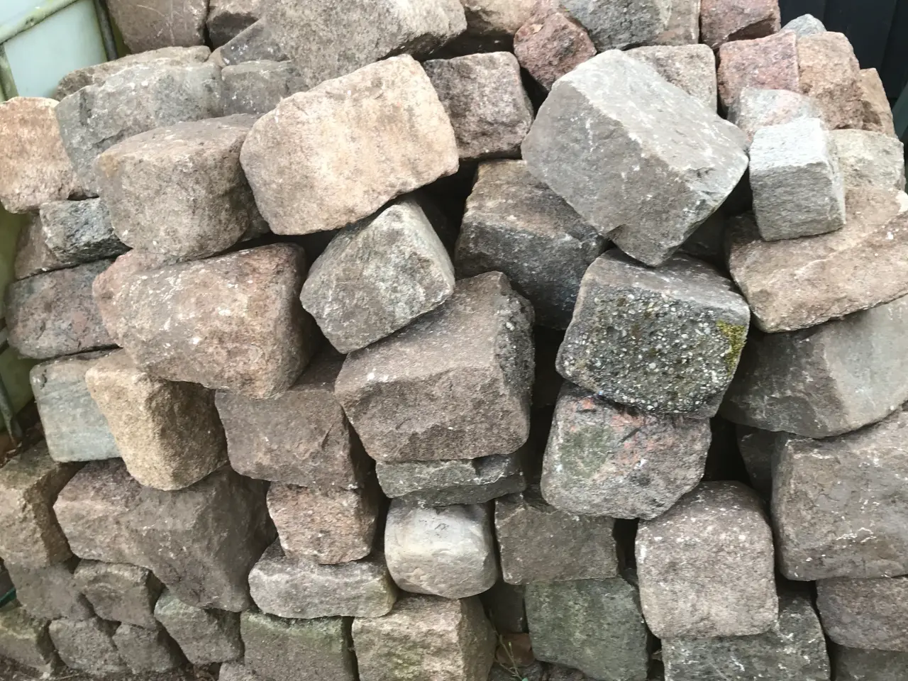Billede 1 - Granitsten 