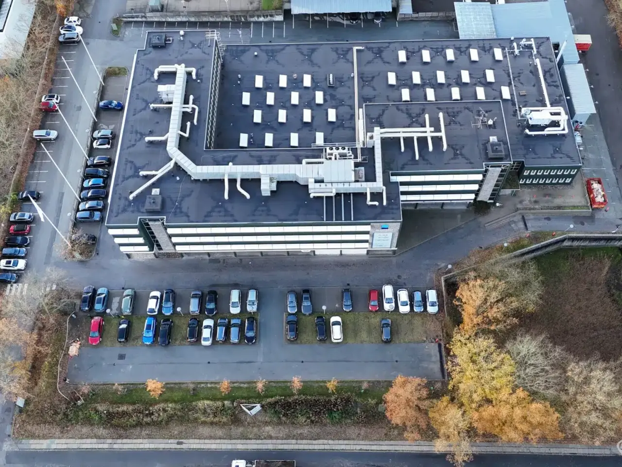 Billede 14 - Et kompakt lager med kontor – ideelt til den mindre virksomhed