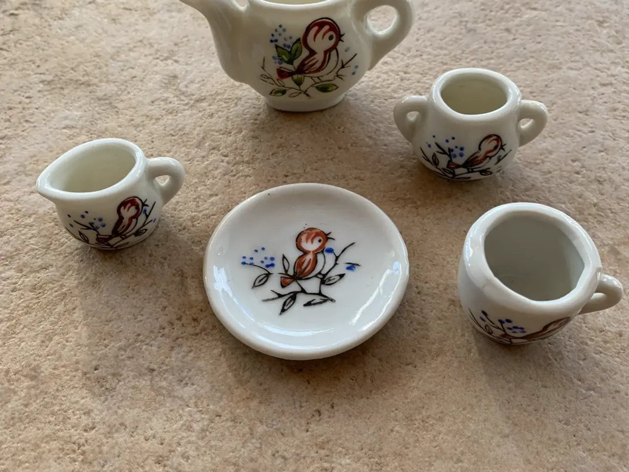 Billede 1 - Kaffestel til dukker i porcelæn