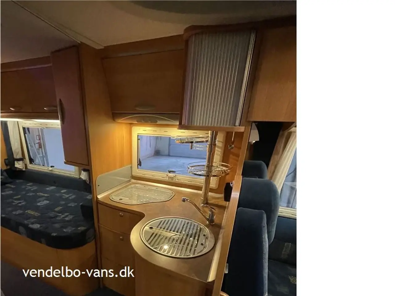 Billede 14 - 2008 - Chausson Allegro 96 Enkelsenge i lav (sidde) højde og toilet og bad i bagenden