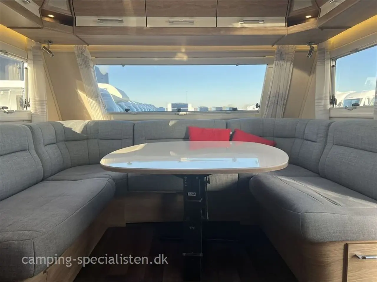 Billede 3 - 2017 - Kabe Classic 560 XL KS 2017 Kabe Classic 560 XL KS - se den nu hos Camping-Specialisten.dk