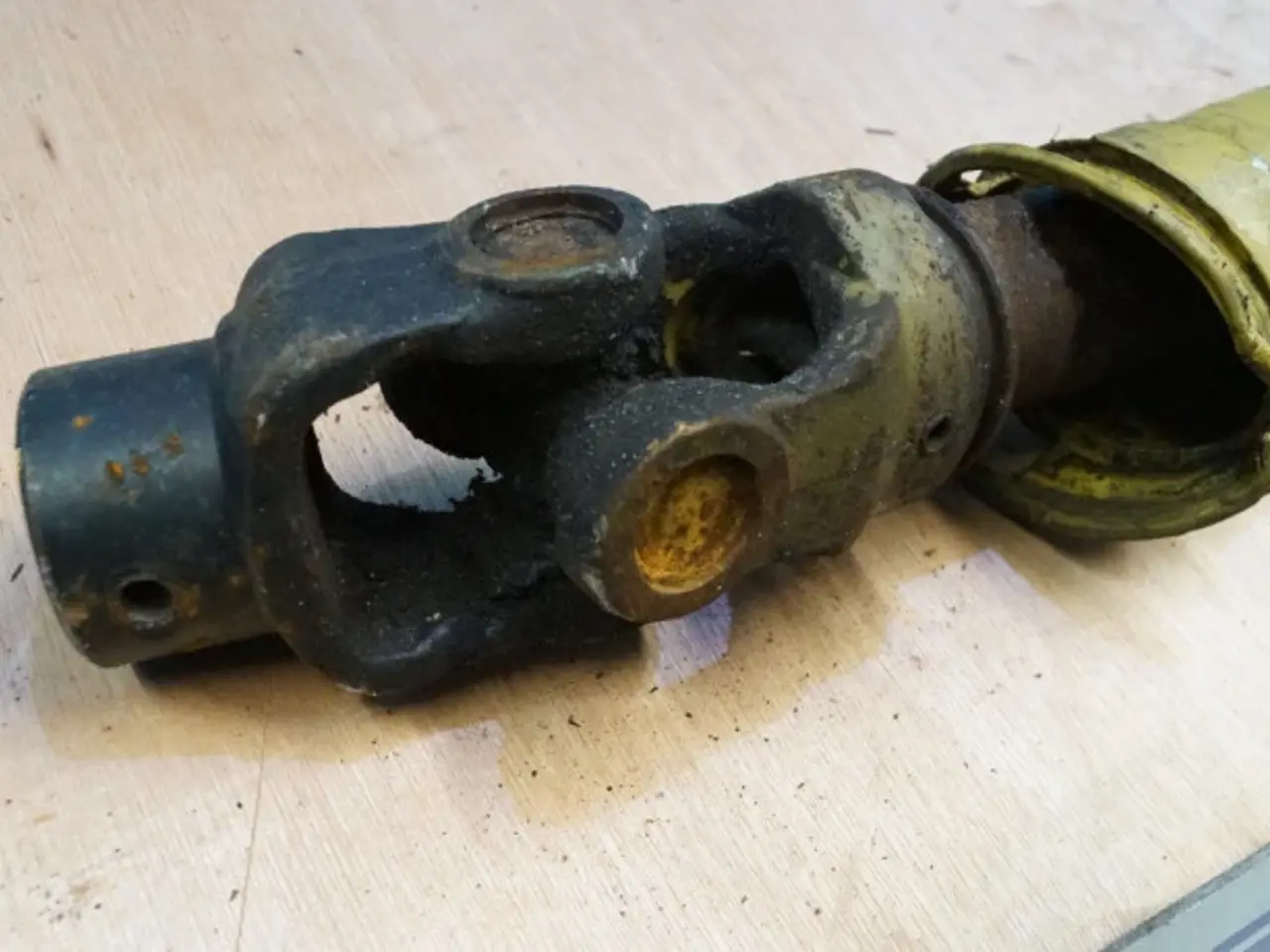 Billede 4 - John Deere 820 PTO Aksel AZ52487