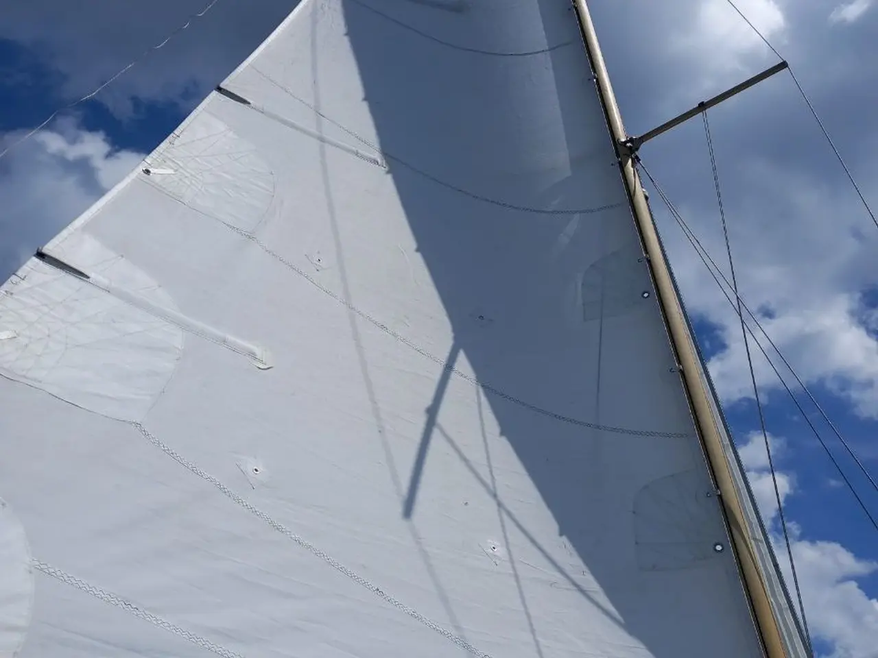 Billede 9 - Bianca 27 - ny Yanmar 3 cylindret - nyere sejl.