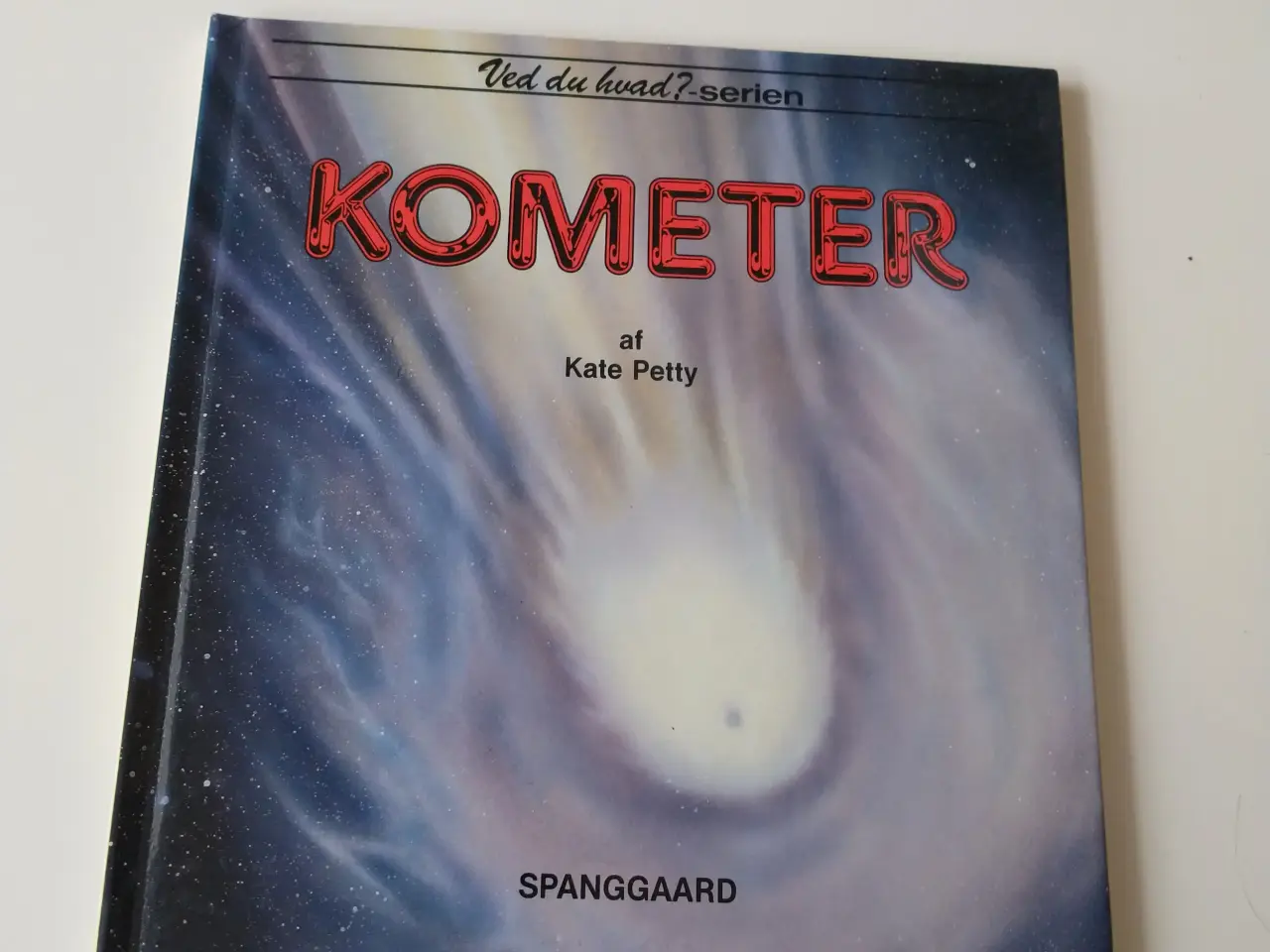 Billede 1 - Kometer. Af Kate Petty