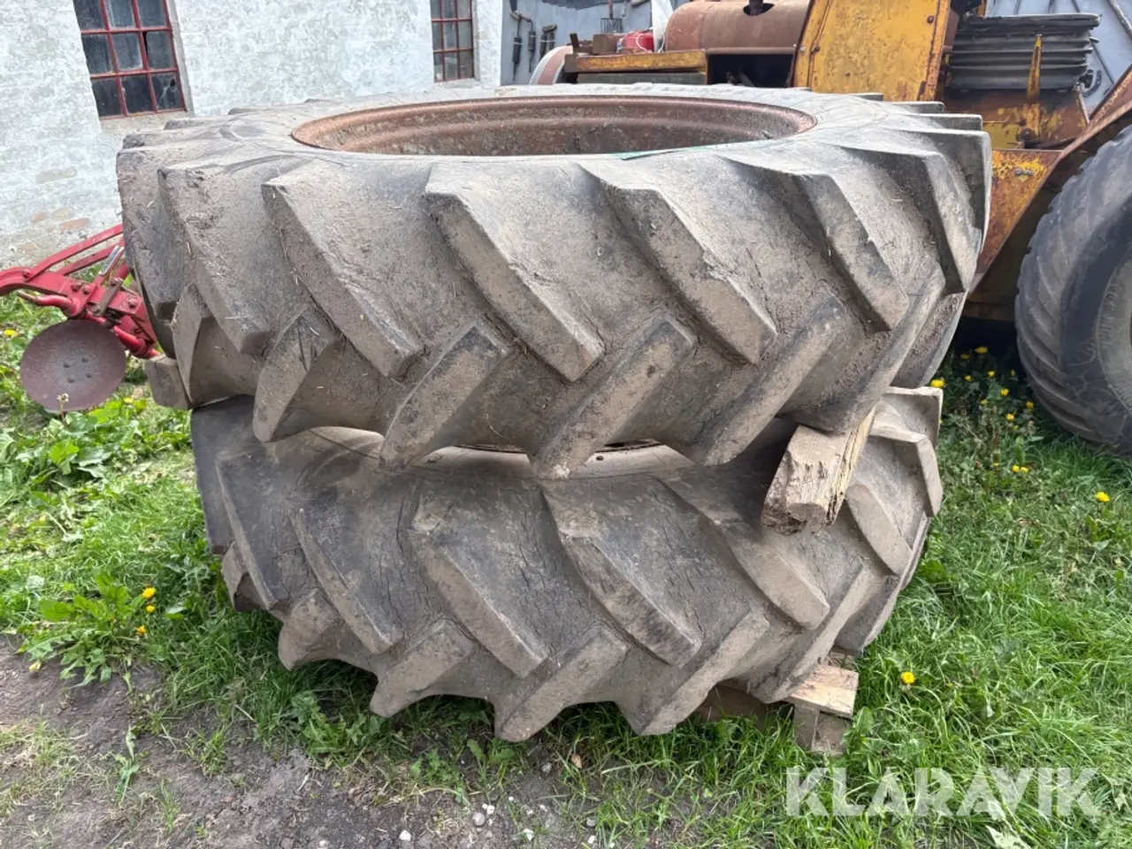 Billede 2 - Tvillingehjul 16.9 R38 5 armet 2 styk