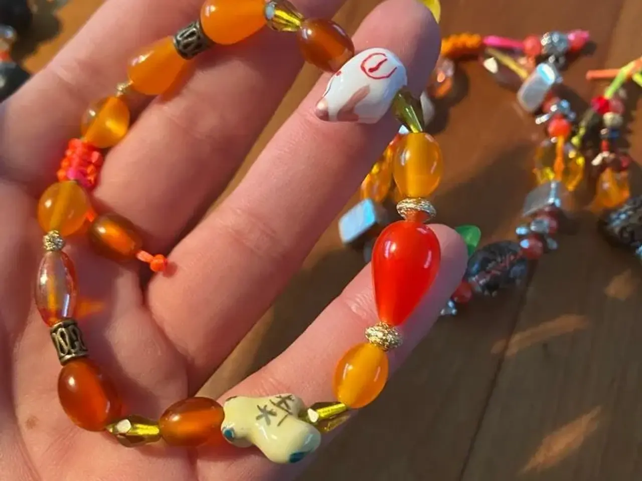 Billede 8 - Nye knyttede armbånd