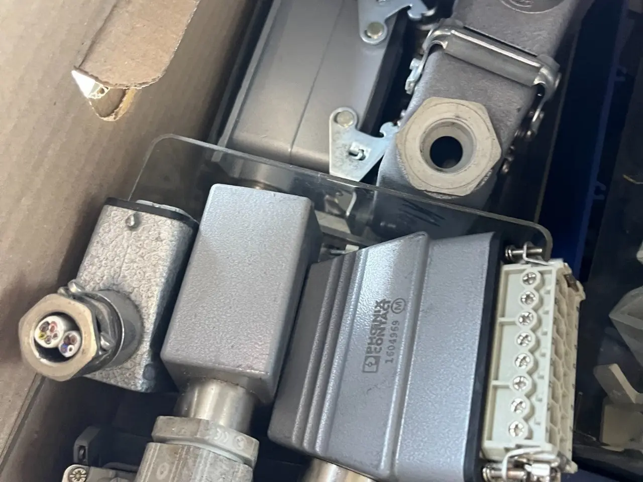 Billede 11 - Harting Heavy Duty stik Housings & Inserts blandet