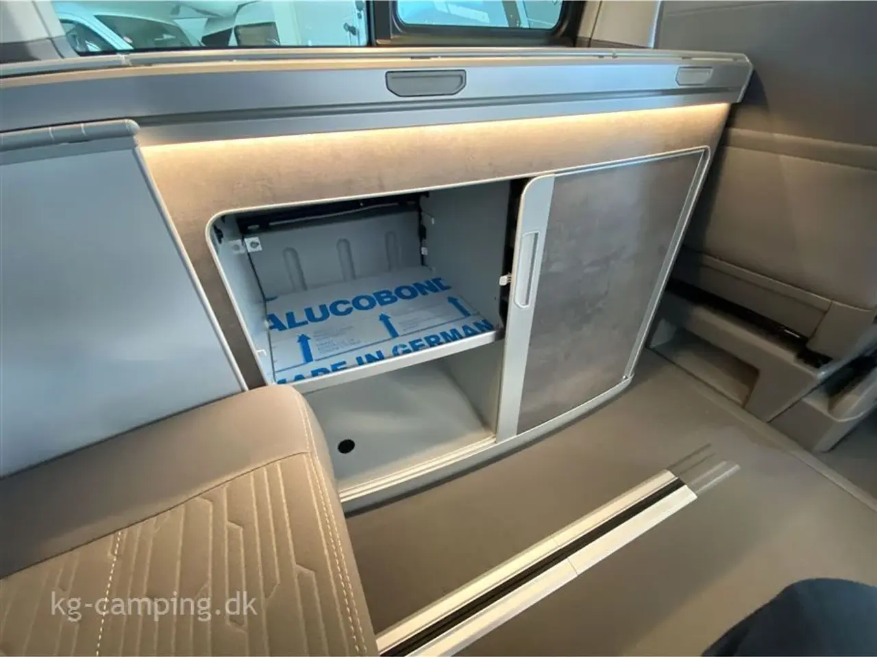 Billede 17 - 2021 - VW California Ocean 2.0 TDI 150 DSG Super velholdt lille California van med DSG gear