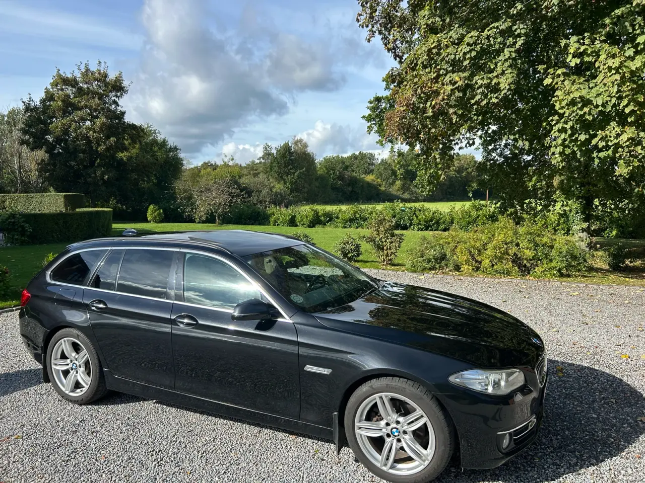 Billede 13 - Velholdt BMW 520i aut. st.car