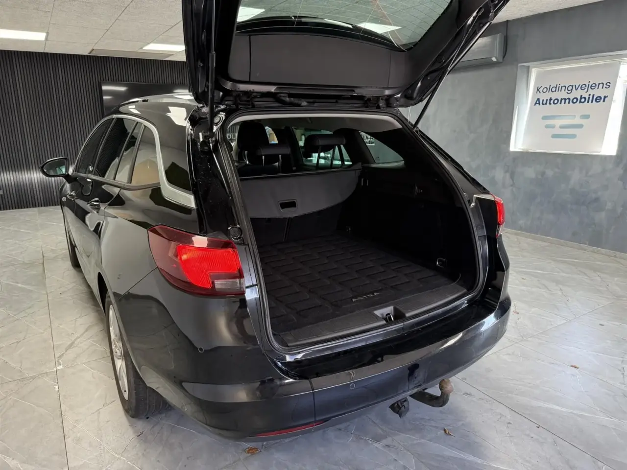 Billede 5 - Opel Astra Sports Tourer 1,5 Turbo Elegance 122HK Stc 6g