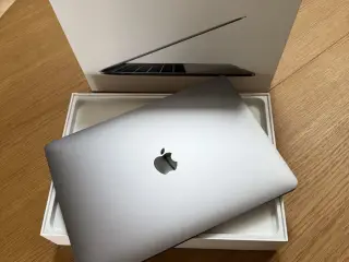 Macbook pro 13-inch (ny skærm+batteri)