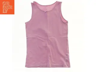 Pink tanktop fra H&M (str. 134)