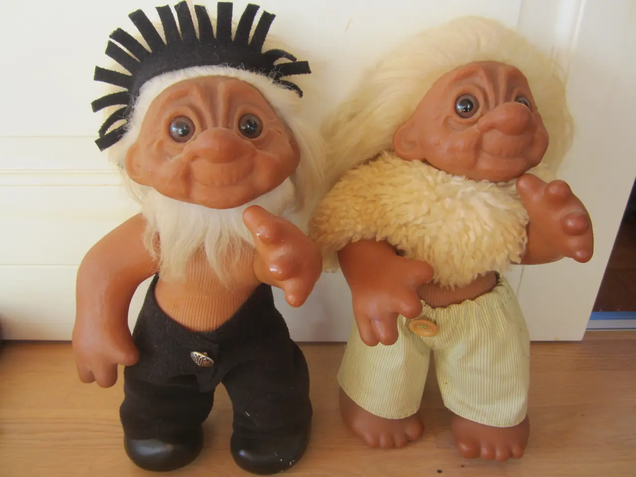 Billede 1 - 2 Dam trolde fra 1977 made in Denmark samlet