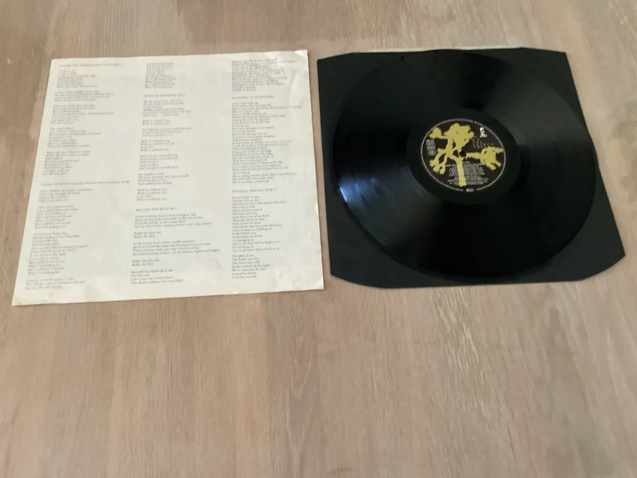 Billede 4 - U2 – The Joshua Tree (Original 1987 LP m. tekstark