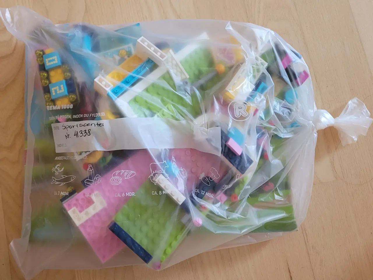 Billede 6 - Lego Friends, 41338 - Stephanies sportsarena