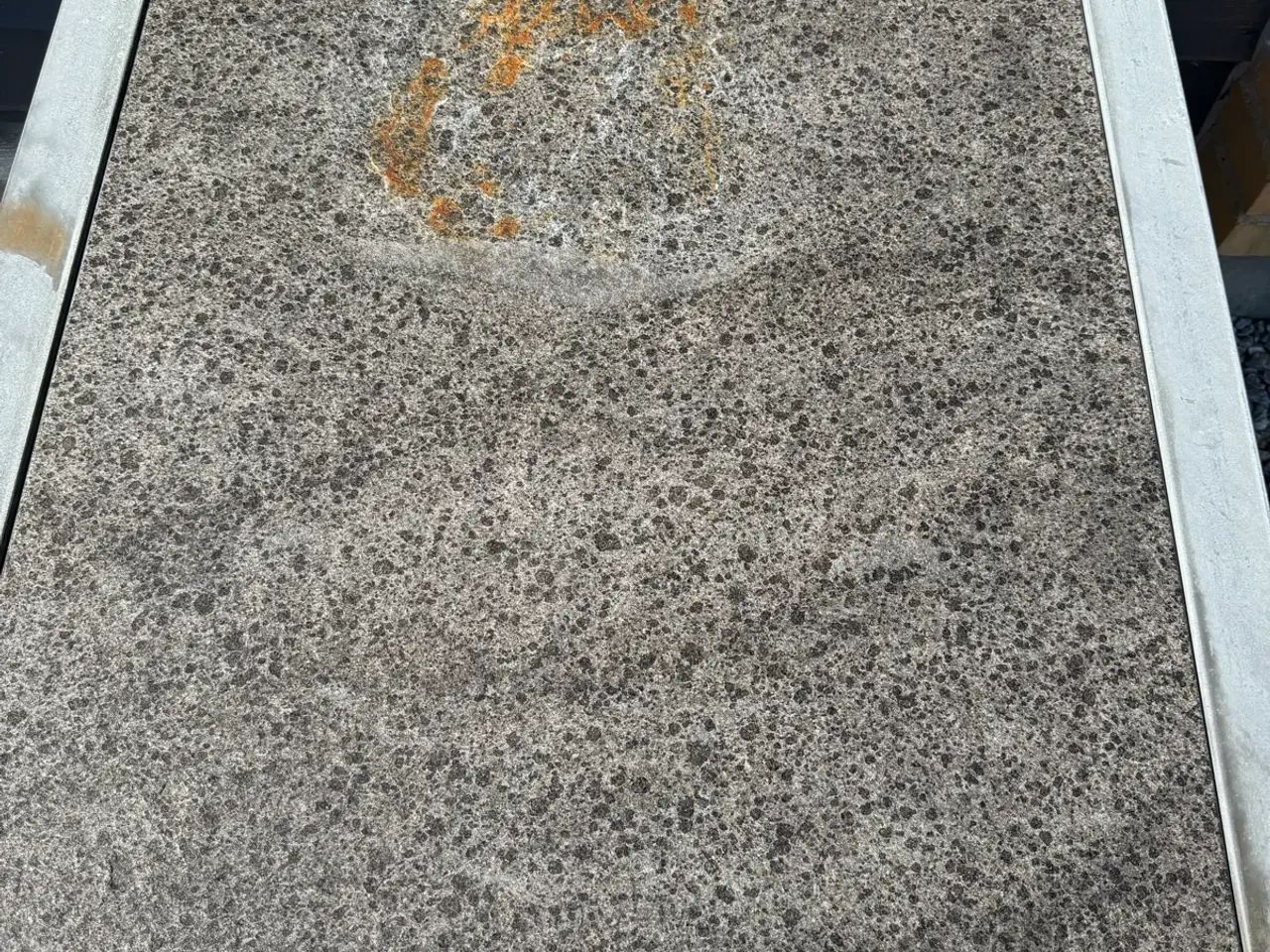 Billede 4 - Havebord med granitplade