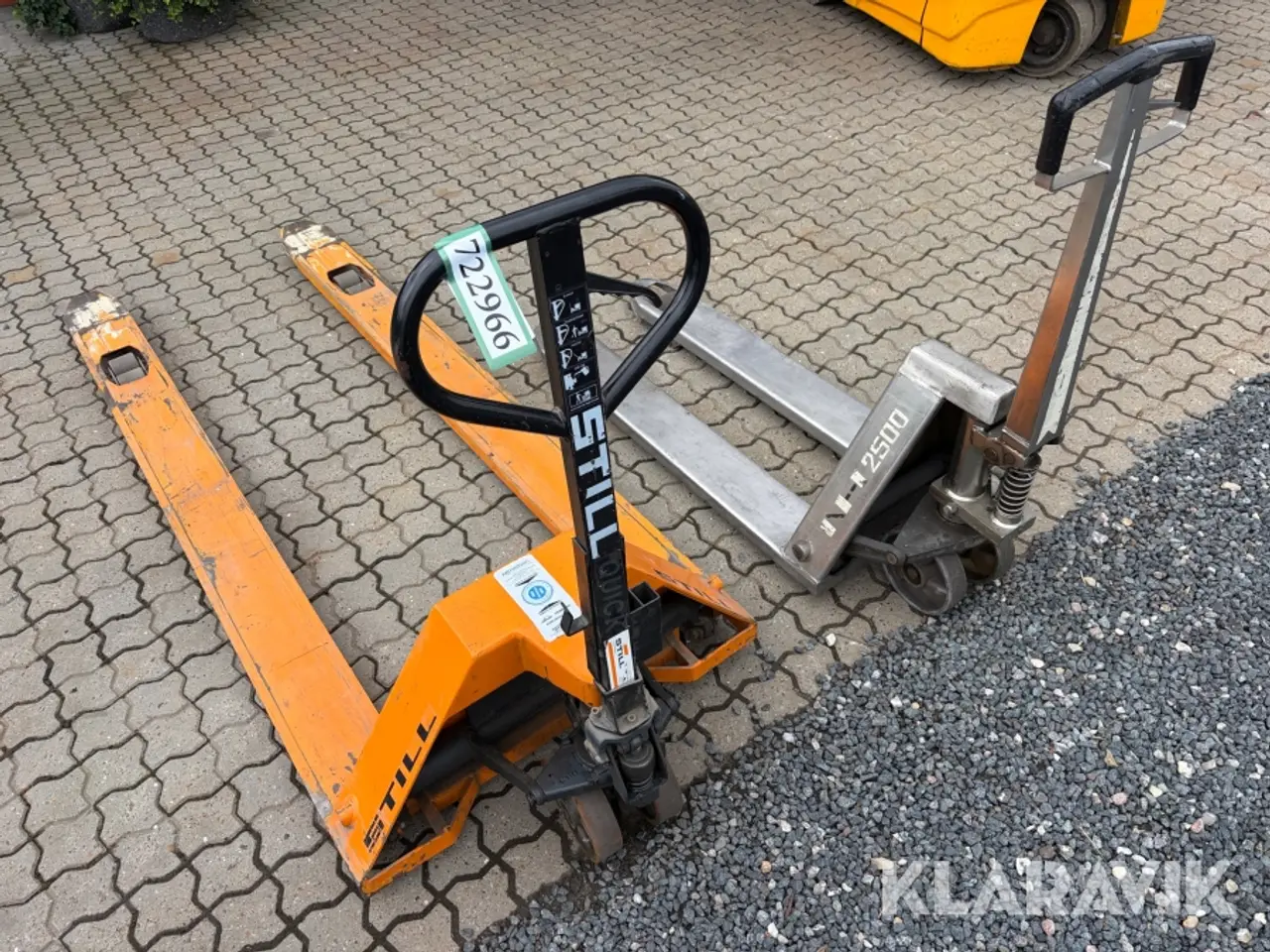 Billede 4 - Palleløftere Still Og NH Handling 2 styk