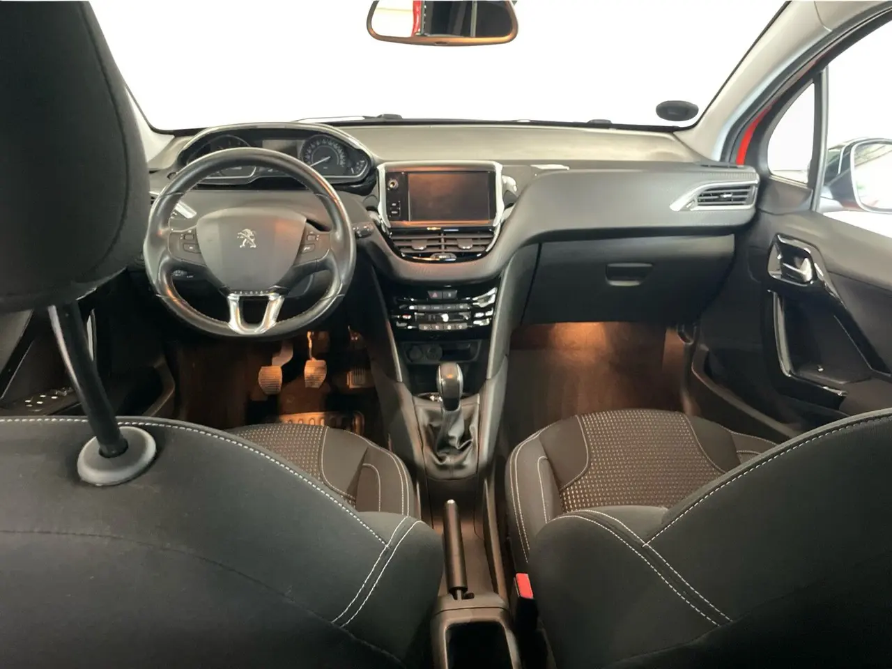 Billede 8 - Peugeot 208 1,2 e-THP 110 Sport