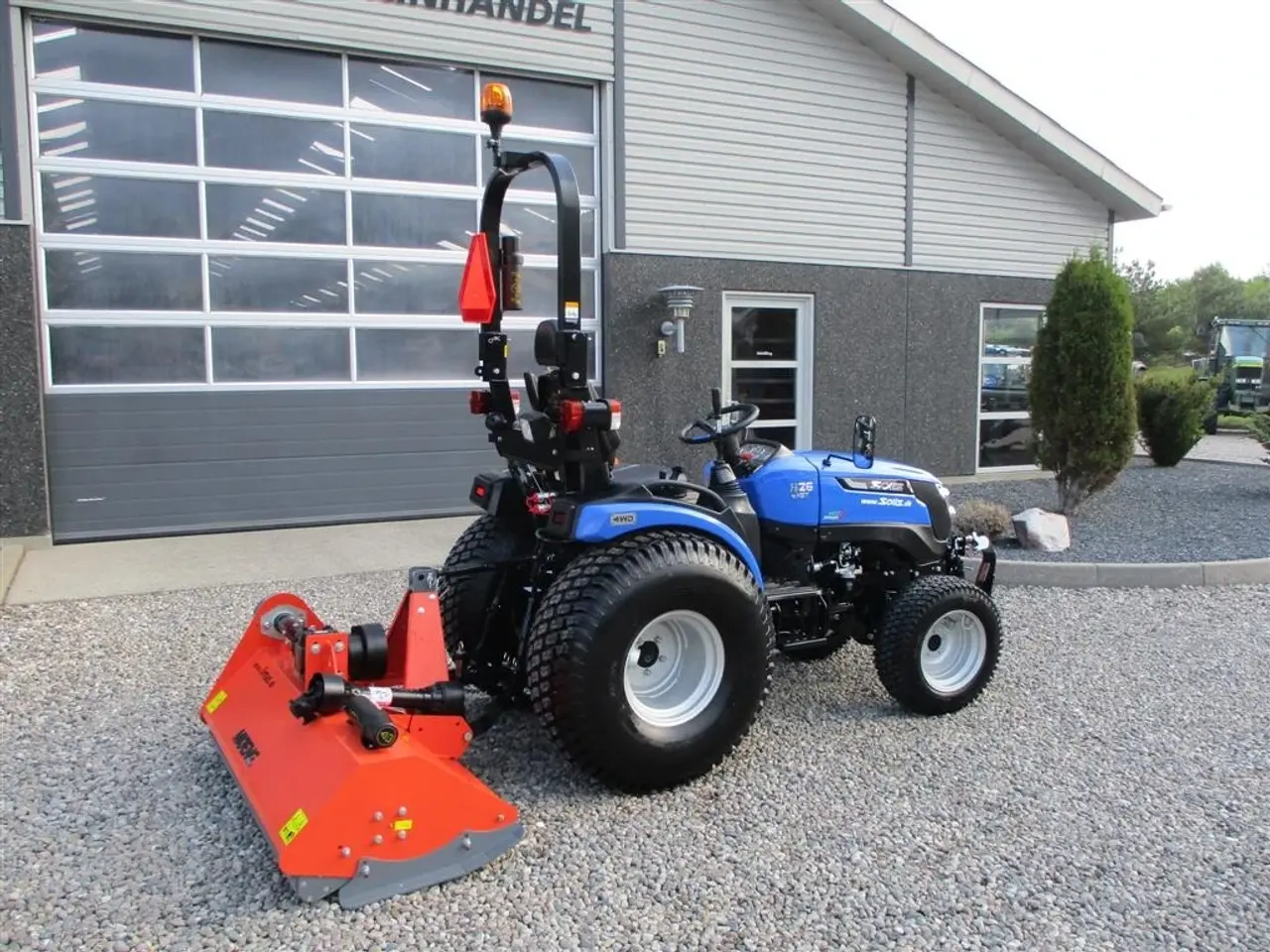 Billede 7 - Solis 26 HST med Frontlift & FrontPTO