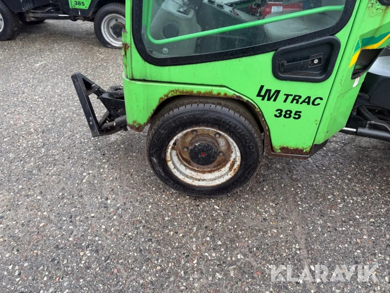 Billede 12 - Redskabsbærer LM Trac 385