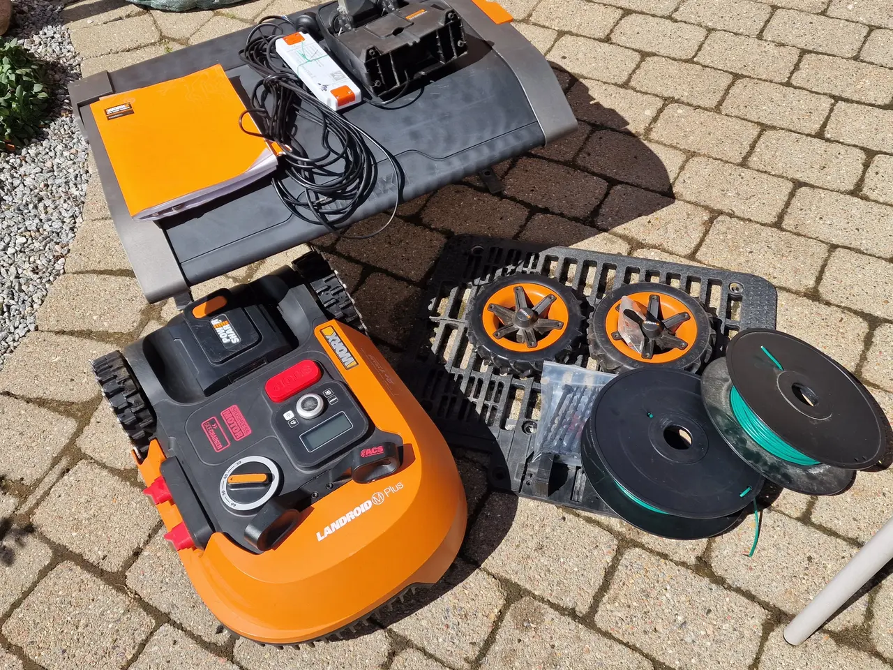 Billede 1 - Worx Landroid M500 Plus WR165E robotplæneklipper