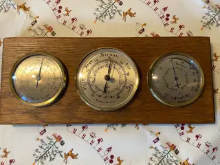 Barometersæt med barometer, termometer og hygromet