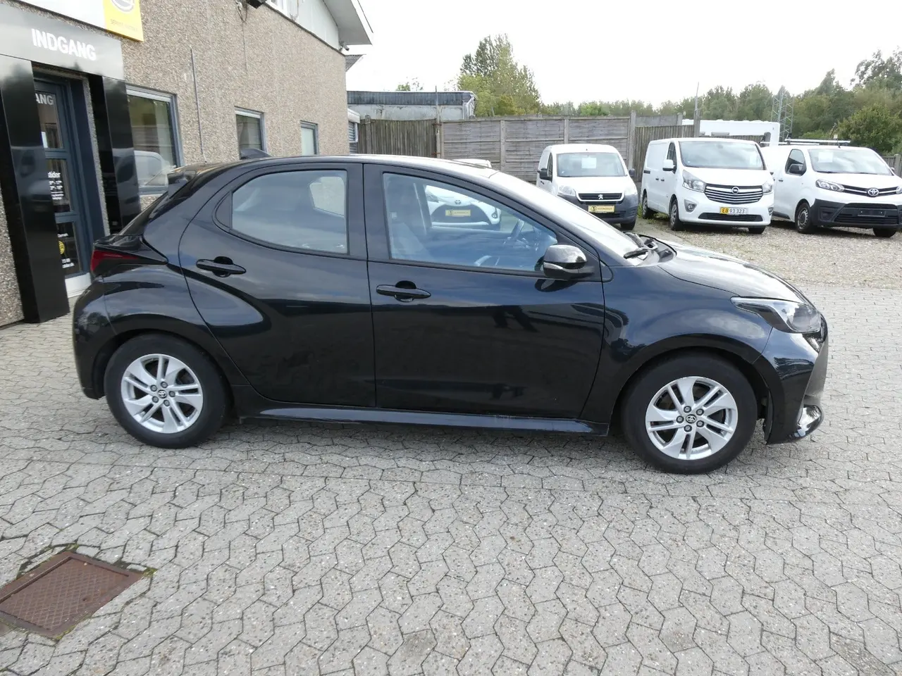 Billede 2 - Toyota Yaris 1,5 Hybrid Active e-CVT Van