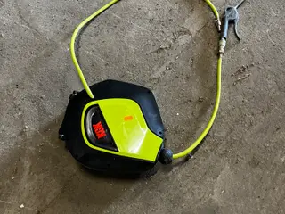 Automatisk slangetromle HILTI