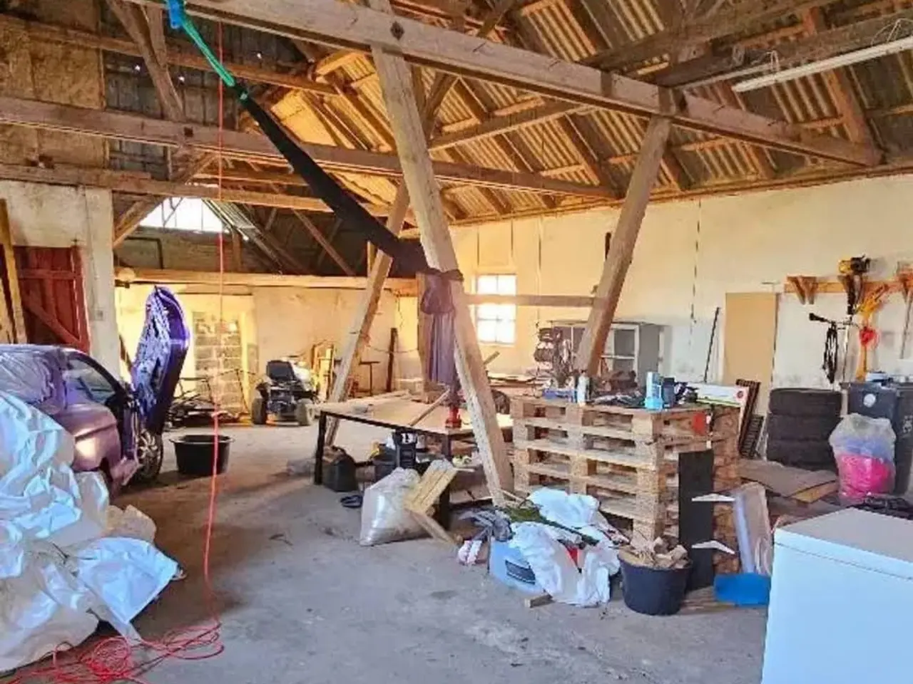 Billede 14 - Nedlagt landbrug uden jord