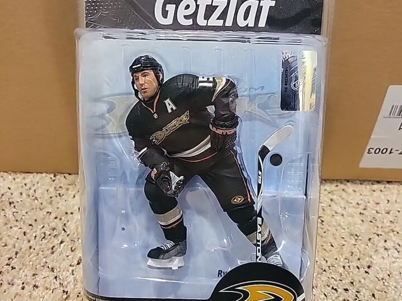 Billede 4 - McFarlane ishockeyfigurer 6"