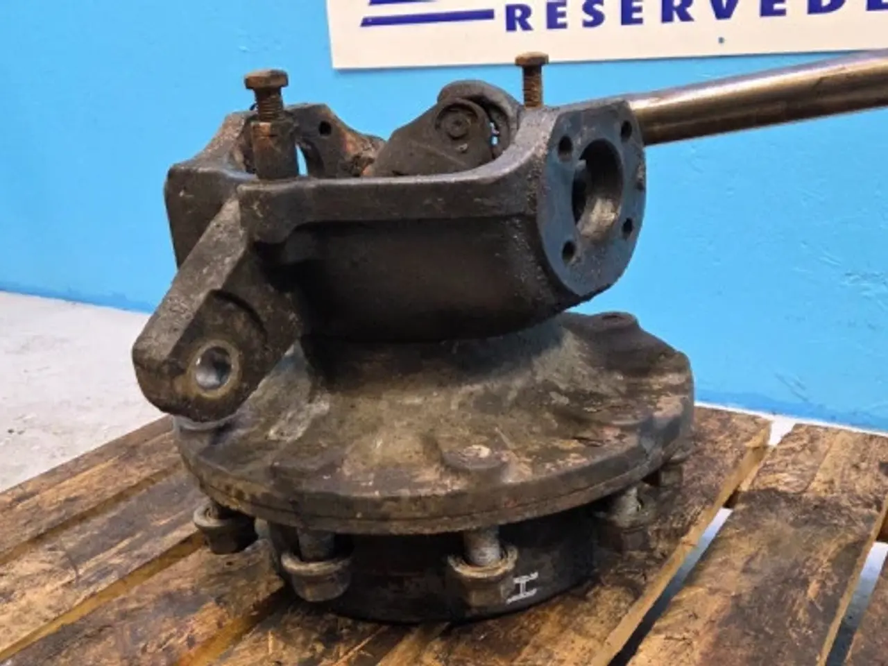 Billede 7 - New Holland LB115B Hjulnav R. 85821290