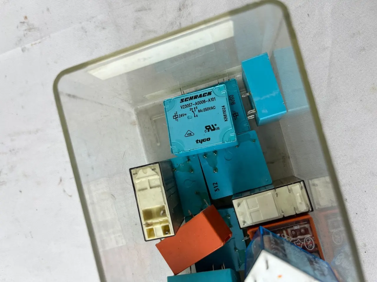 Billede 7 - relæ parti Schrack Siemens Finder Tyco 24V Control