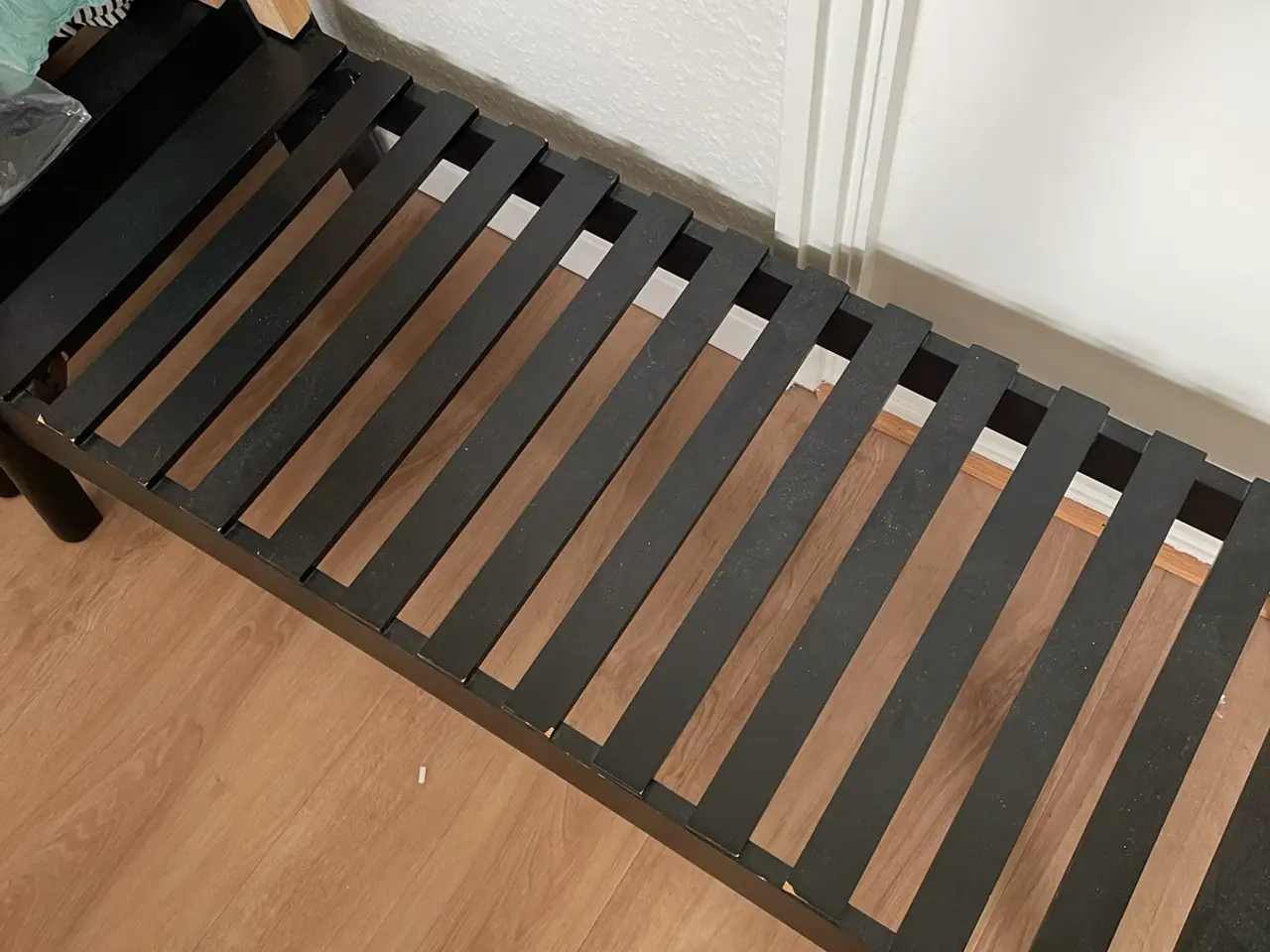 Billede 2 - Tøjstativ i træ med skohylde