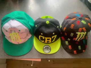 3 kasketter