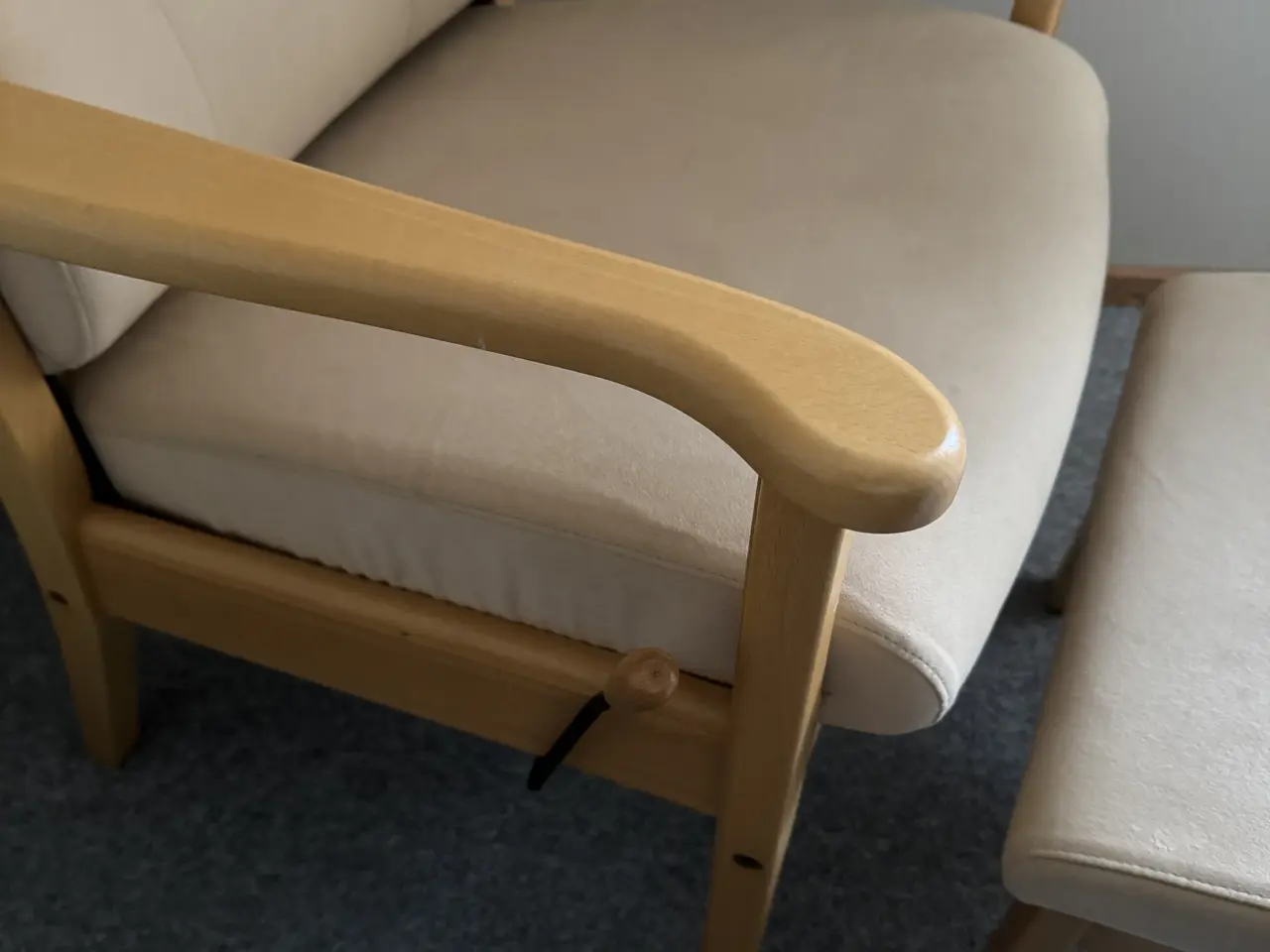 Billede 2 - Lækker Stressless læne/hvile stol
