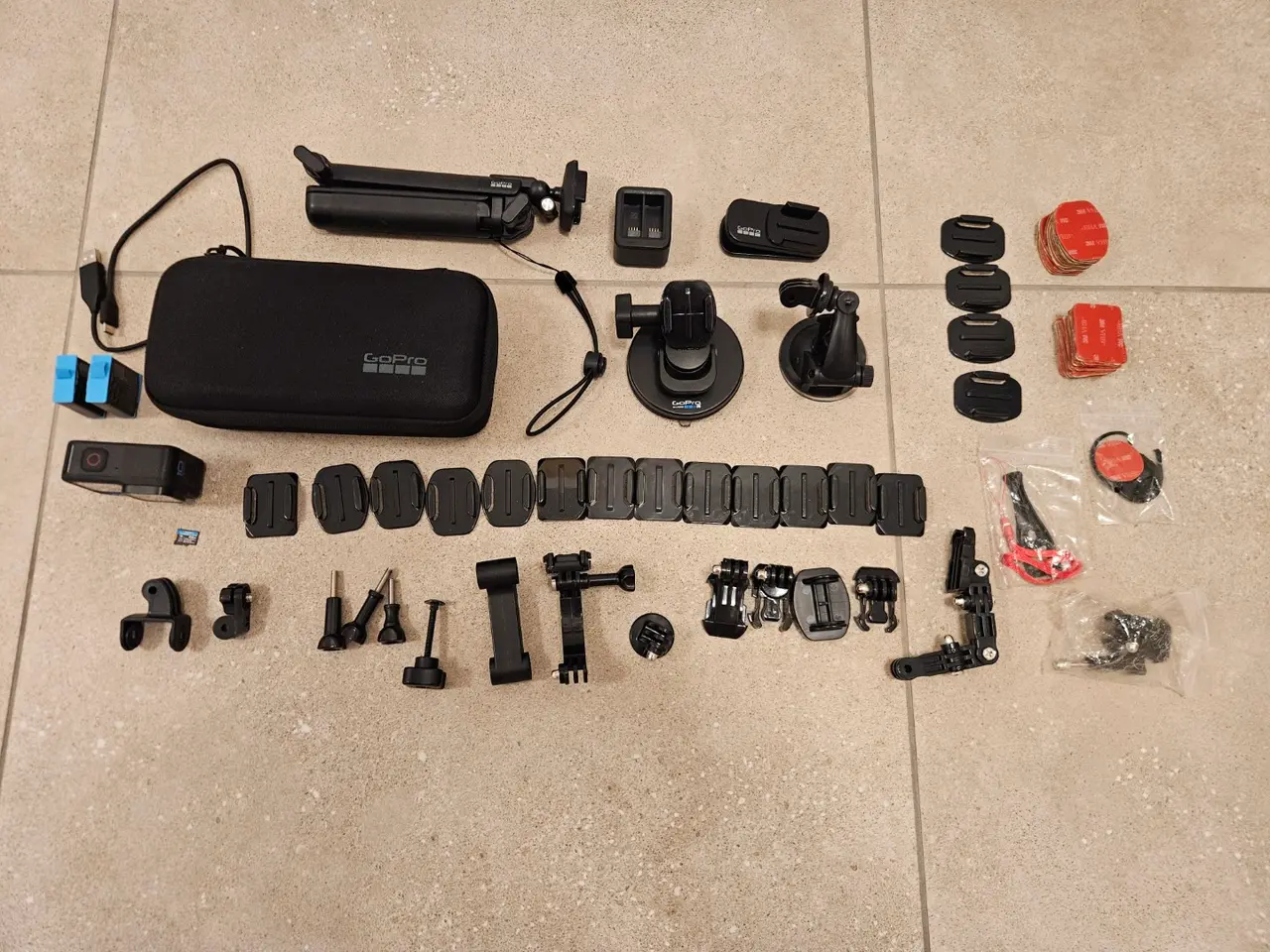 Billede 2 - GoPro HERO10 Black - komplet bundle med tilbehør