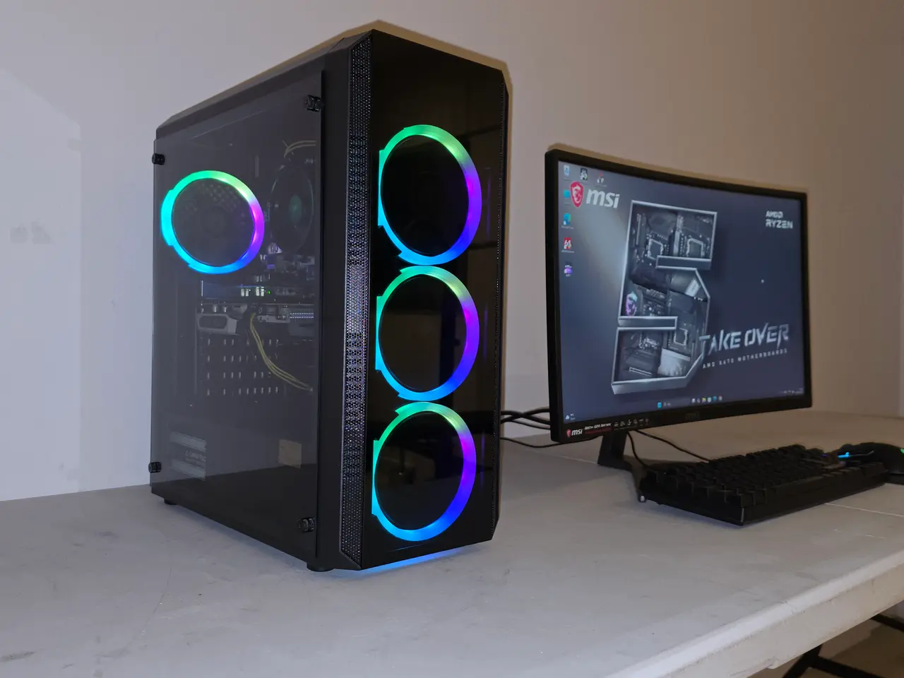 Billede 1 - MSI R5 Gaming Pc + 24" MSI Gaming Skærm