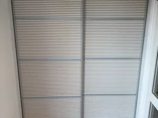 HTH Skydelåger til Garderobe