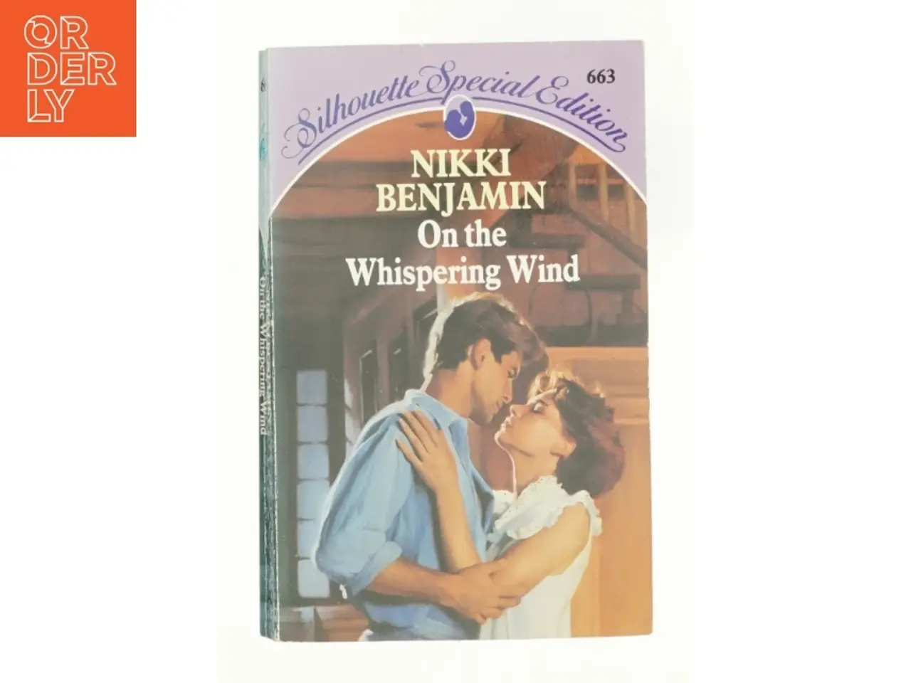 Billede 1 - On the Whispering Wind (Bog)