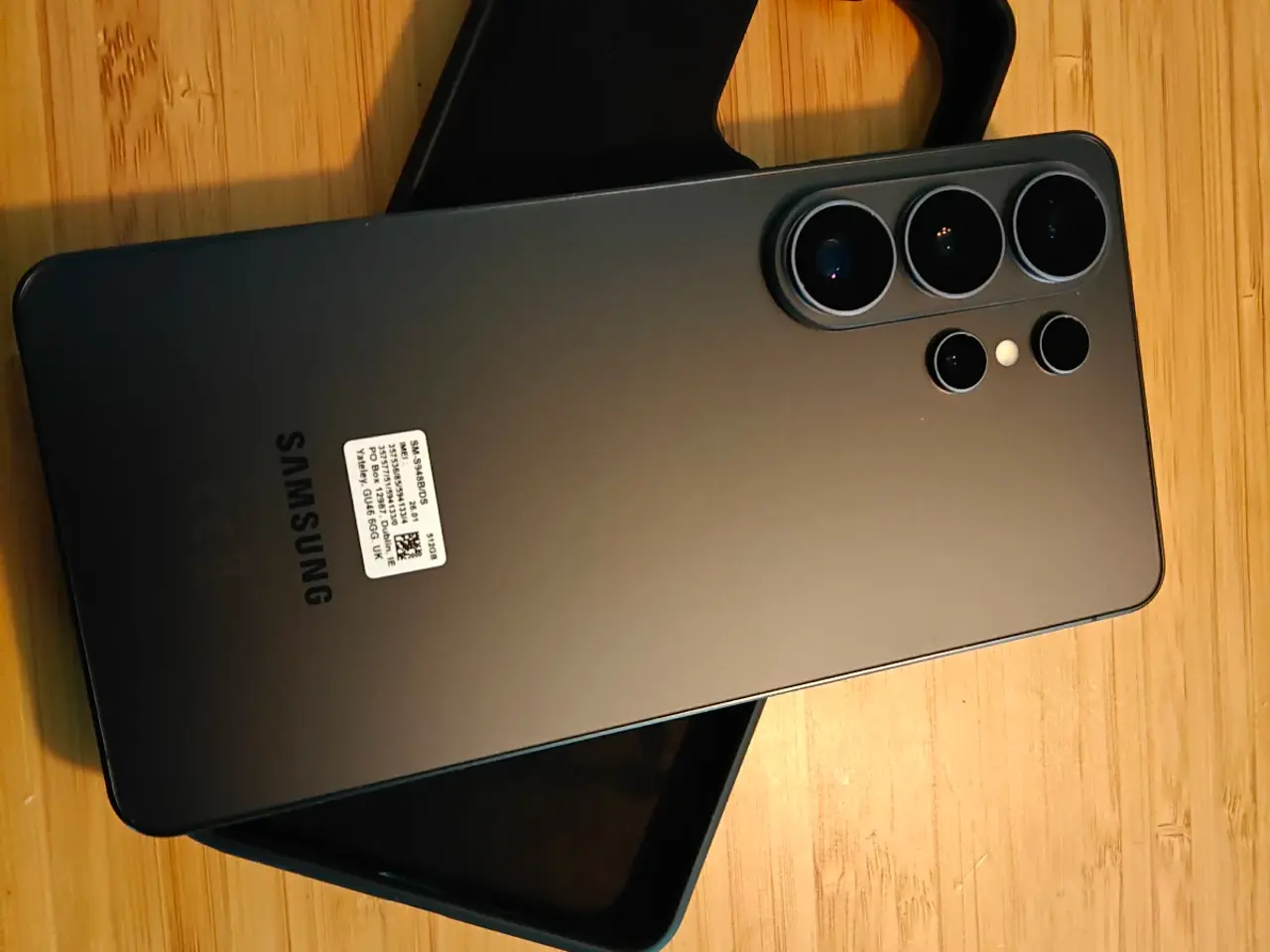 Billede 3 - Samsung Galaxy s26 Ultra i hamrende god stand