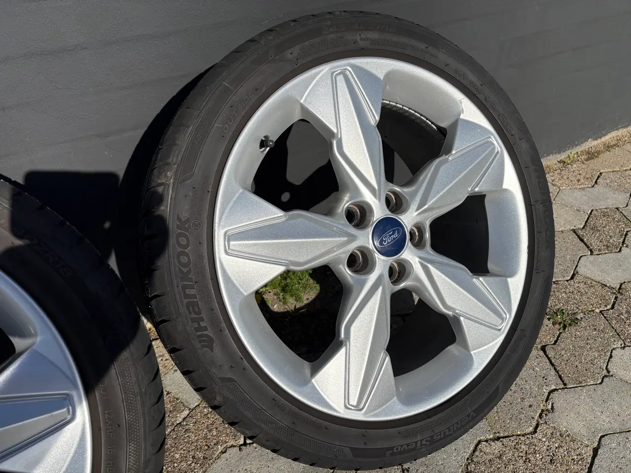 Billede 4 - 18" Org. Ford Alufælge m/gode Hankook Sommerdæk