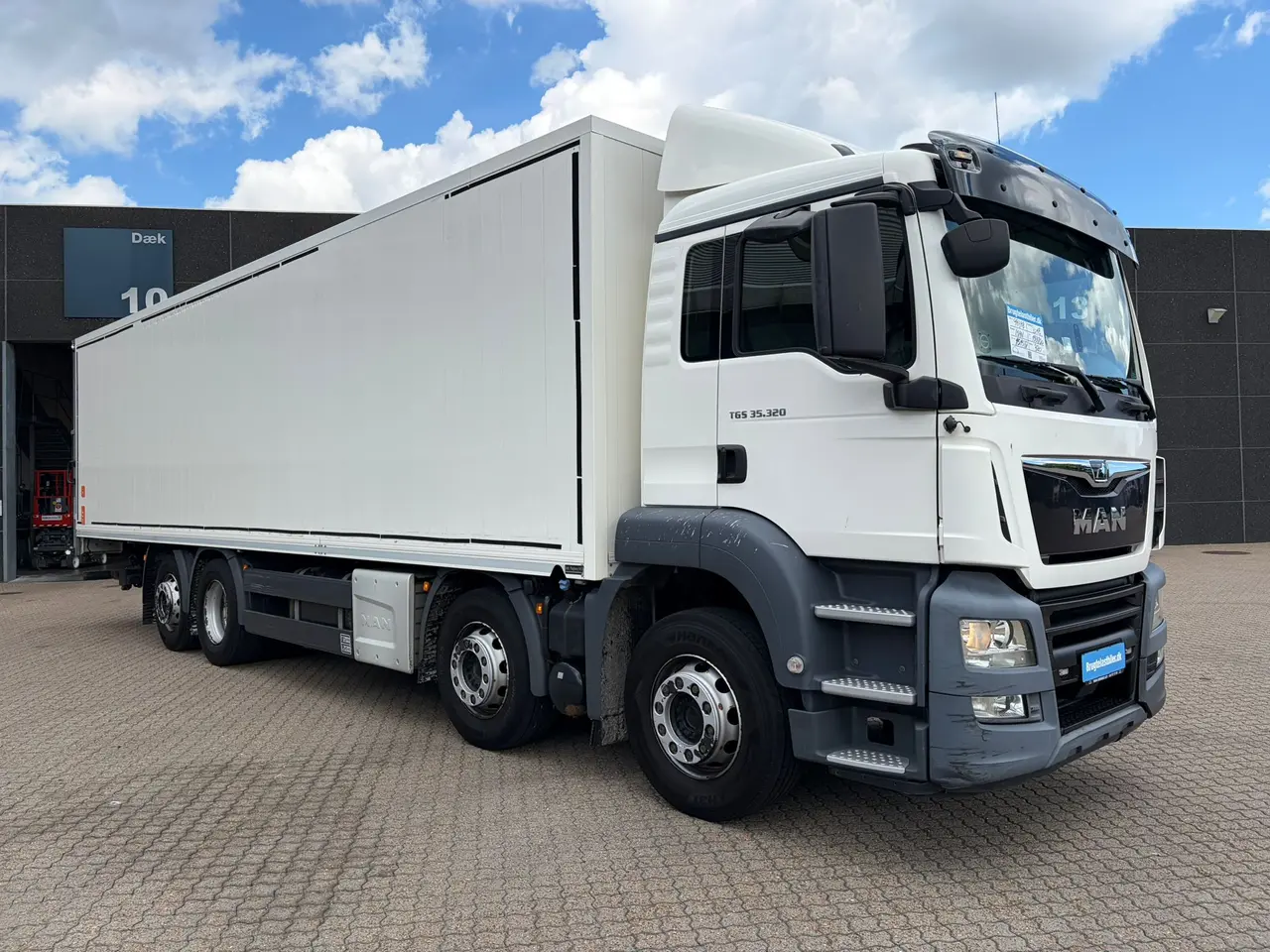 Billede 2 - MAN TGS 35.320 8x2-6, Lukket kasse
