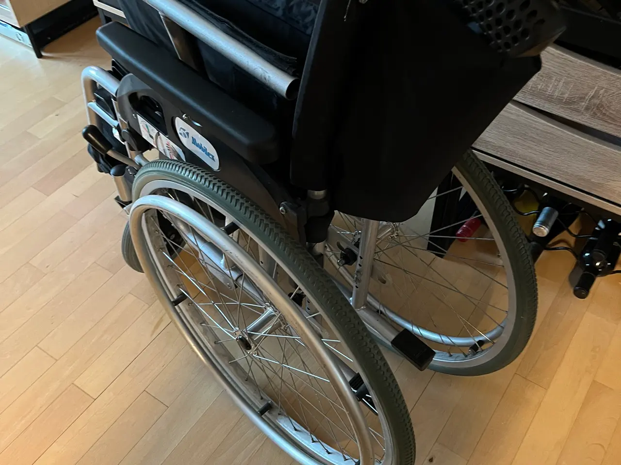 Billede 6 - Kørestol Mobilex dolphin