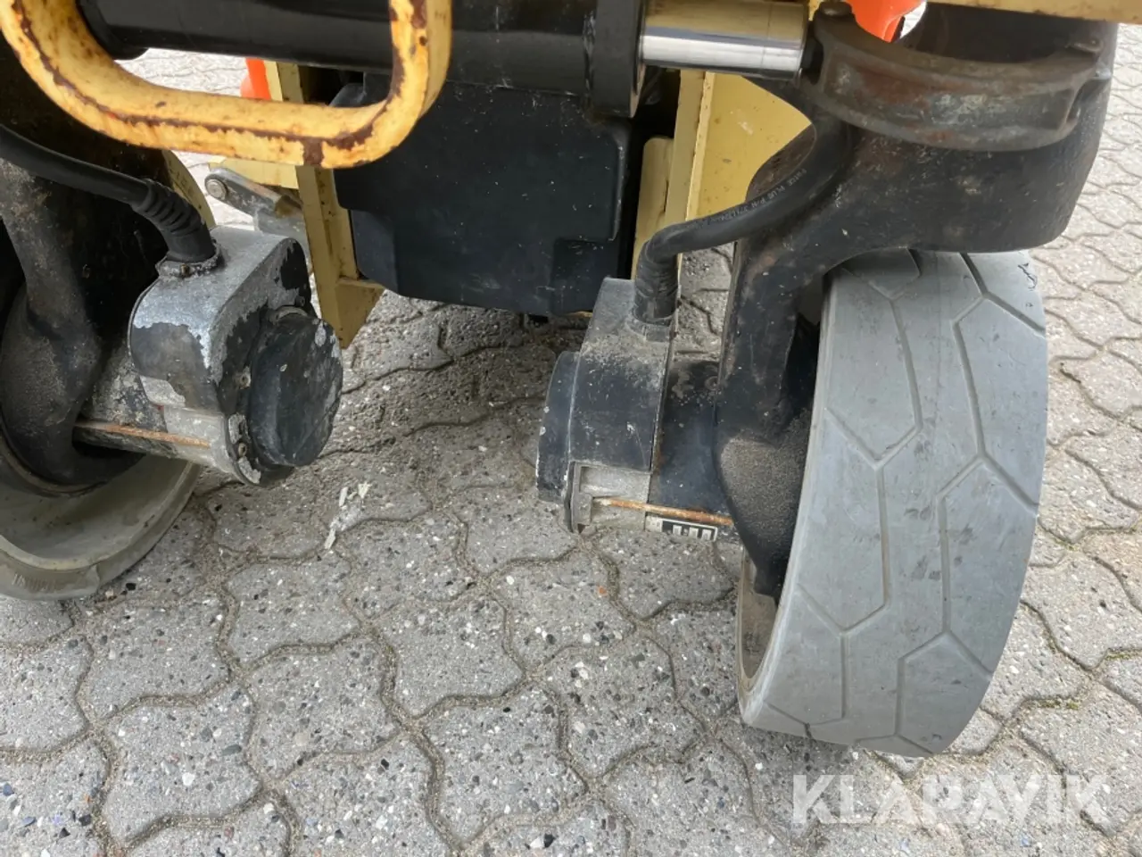 Billede 12 - Sakselift JLG 2032ES 8meter